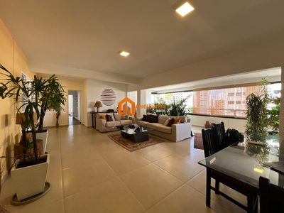 Cobertura, 4 quartos, 221 m² - Foto 1
