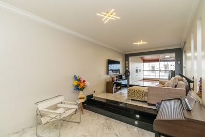 Sobrado, 3 quartos, 171 m² - Foto 1