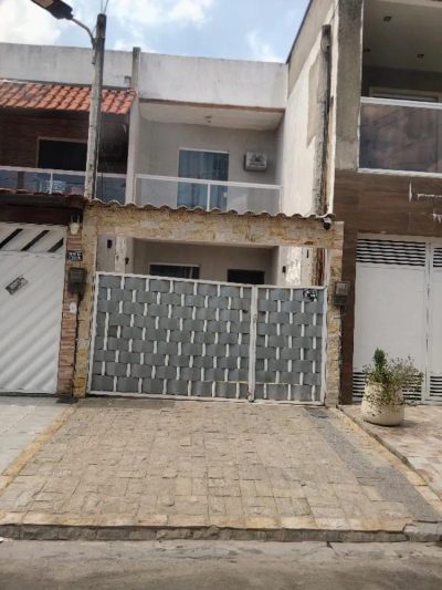 Casa, 2 quartos, 67 m² - Foto 1