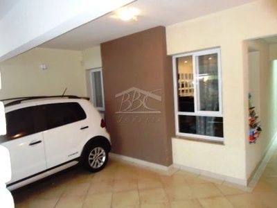 Sobrado, 3 quartos, 320 m² - Foto 1