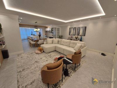Apartamento, 3 quartos, 255 m² - Foto 4