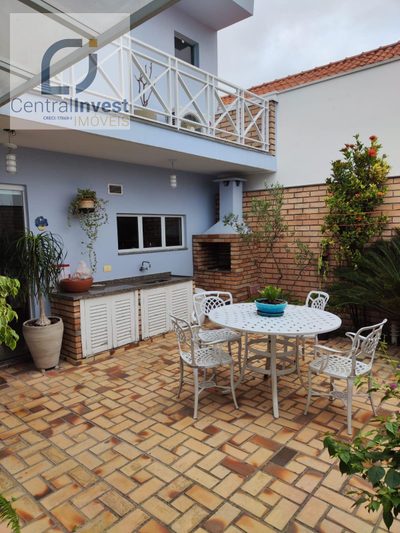 Casa, 3 quartos, 220 m² - Foto 1