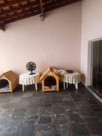 Casa, 3 quartos, 360 m² - Foto 3