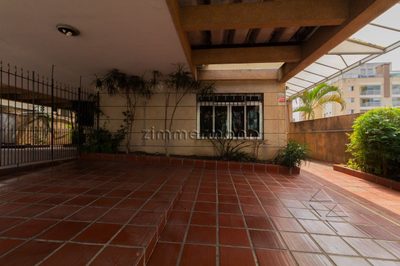 Casa, 3 quartos, 184 m² - Foto 2