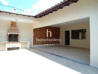 Casa, 5 quartos, 140 m² - Foto 1