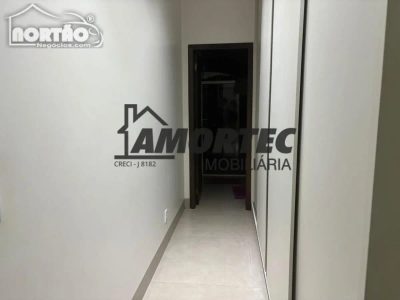 Casa, 4 quartos, 220 m² - Foto 3