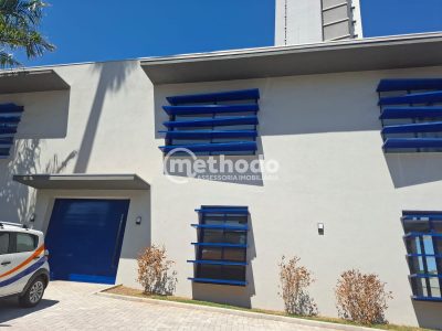 Prédio Inteiro, 850 m² - Foto 1
