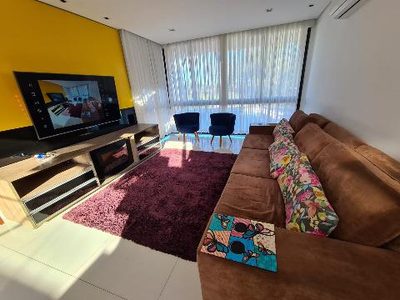 Sobrado, 10 quartos, 428 m² - Foto 2