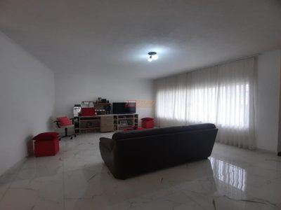 Casa, 3 quartos, 255 m² - Foto 3