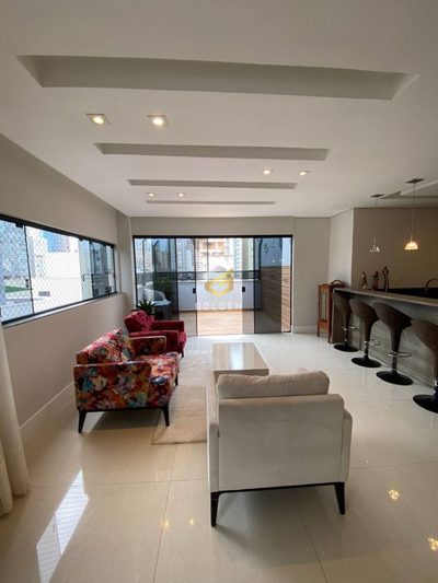 Cobertura, 5 quartos, 209 m² - Foto 2