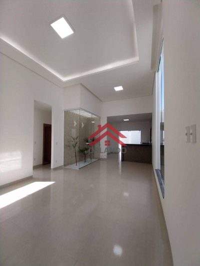Casa, 3 quartos, 165 m² - Foto 1