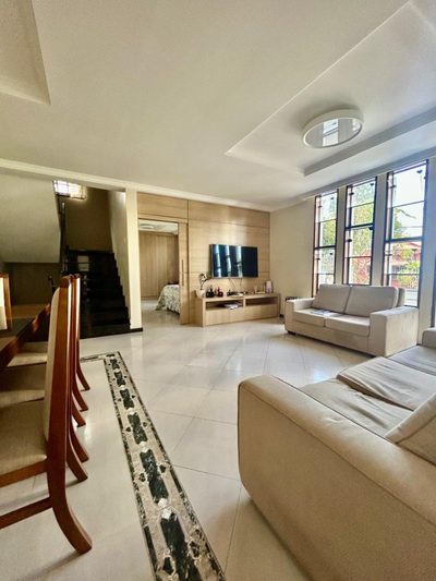 Casa, 4 quartos, 243 m² - Foto 3