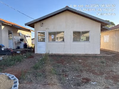 Casa, 2 quartos, 180 m² - Foto 1