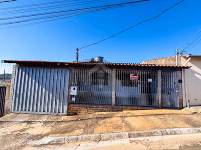 Casa, 2 quartos, 150 m² - Foto 1