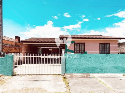 Casa, 6 quartos, 200 m² - Foto 1