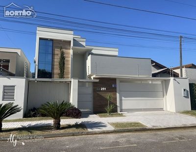 Casa, 3 quartos, 284 m² - Foto 1