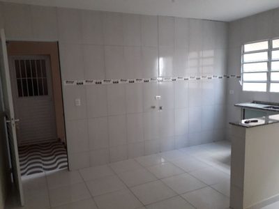 Casa, 1 quarto, 40 m² - Foto 2