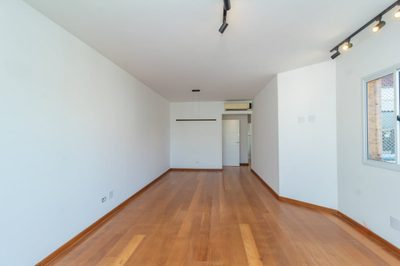 Apartamento, 3 quartos, 123 m² - Foto 2