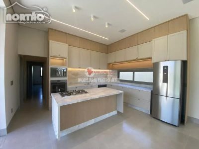Casa, 2 quartos, 189 m² - Foto 3
