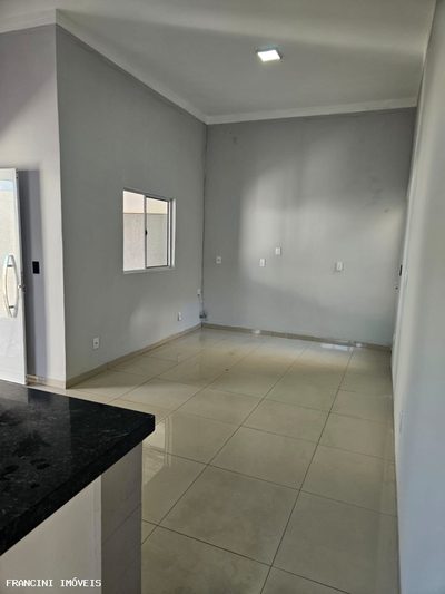 Casa, 2 quartos, 90 m² - Foto 3