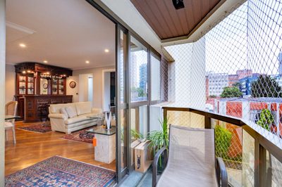 Apartamento, 3 quartos, 131 m² - Foto 1