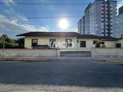 Casa, 4 quartos, 154 m² - Foto 2