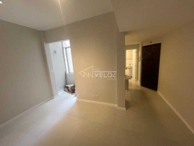 Apartamento, 2 quartos, 72 m² - Foto 2