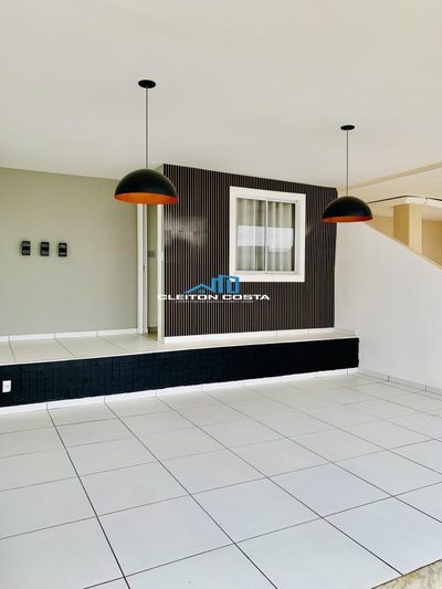Casa, 2 quartos, 250 m² - Foto 2