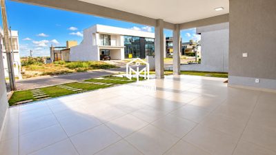 Casa, 3 quartos, 218 m² - Foto 1