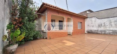 Casa, 4 quartos, 156 m² - Foto 1