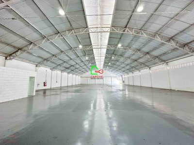 Depósito-Galpão, 1400 m² - Foto 1
