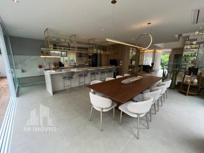 Casa, 5 quartos, 333 m² - Foto 1