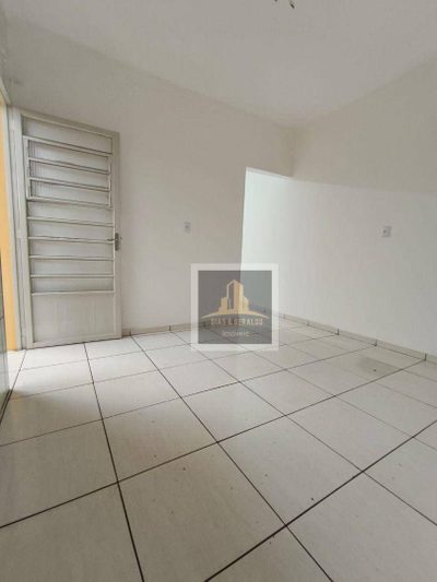 Casa, 3 quartos, 64 m² - Foto 3