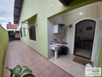 Casa, 3 quartos, 161 m² - Foto 1