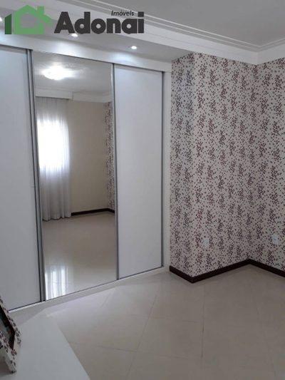 Casa, 3 quartos, 225 m² - Foto 4