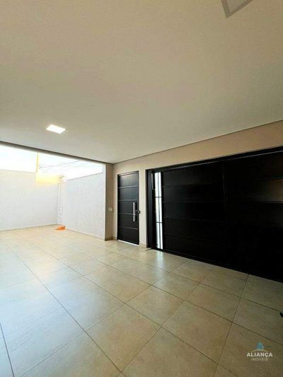 Casa, 3 quartos, 201 m² - Foto 2