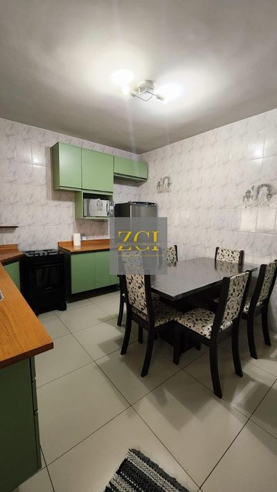 Casa, 3 quartos, 250 m² - Foto 4