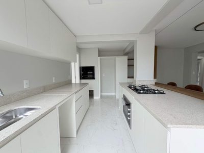 Apartamento, 3 quartos, 234 m² - Foto 1
