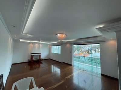 Sobrado, 4 quartos, 560 m² - Foto 1