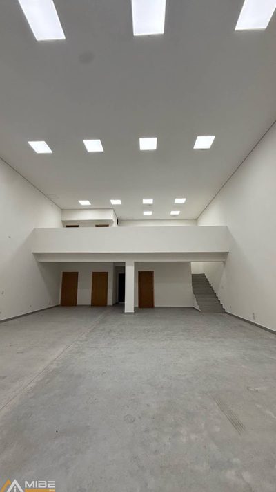 Depósito-Galpão, 285 m² - Foto 1