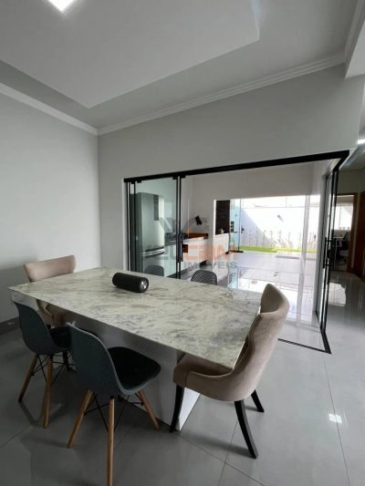 Casa, 2 quartos, 143 m² - Foto 1