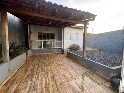 Casa, 2 quartos, 50 m² - Foto 1