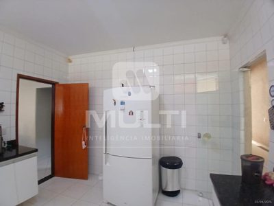 Casa, 3 quartos, 222 m² - Foto 3