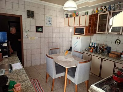 Casa, 4 quartos, 195 m² - Foto 4