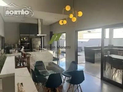 Casa, 5 quartos, 246 m² - Foto 3