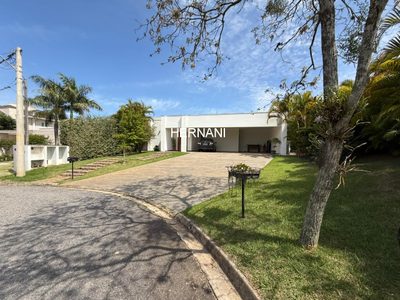 Casa, 4 quartos, 293 m² - Foto 1