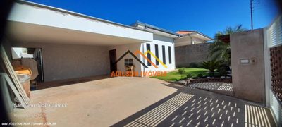 Casa, 3 quartos, 174 m² - Foto 1