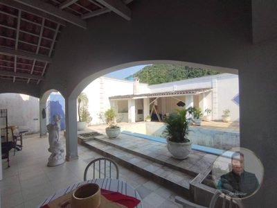 Casa, 3 quartos, 220 m² - Foto 1