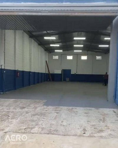 Depósito-Galpão, 303 m² - Foto 1