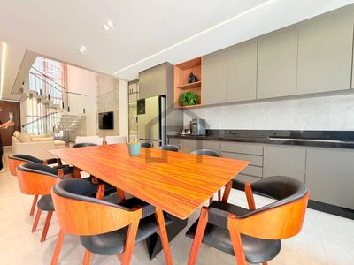 Casa de Condomínio, 4 quartos - Foto 1